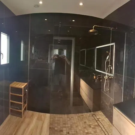 Piscine-jacuzzi Villa Villeneuve-Loubet